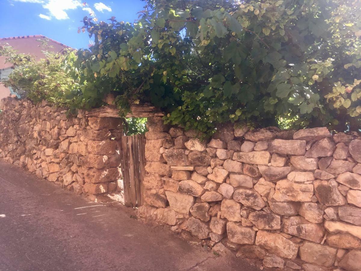Apartamento Rural La Cascada De Calmarza Екстериор снимка